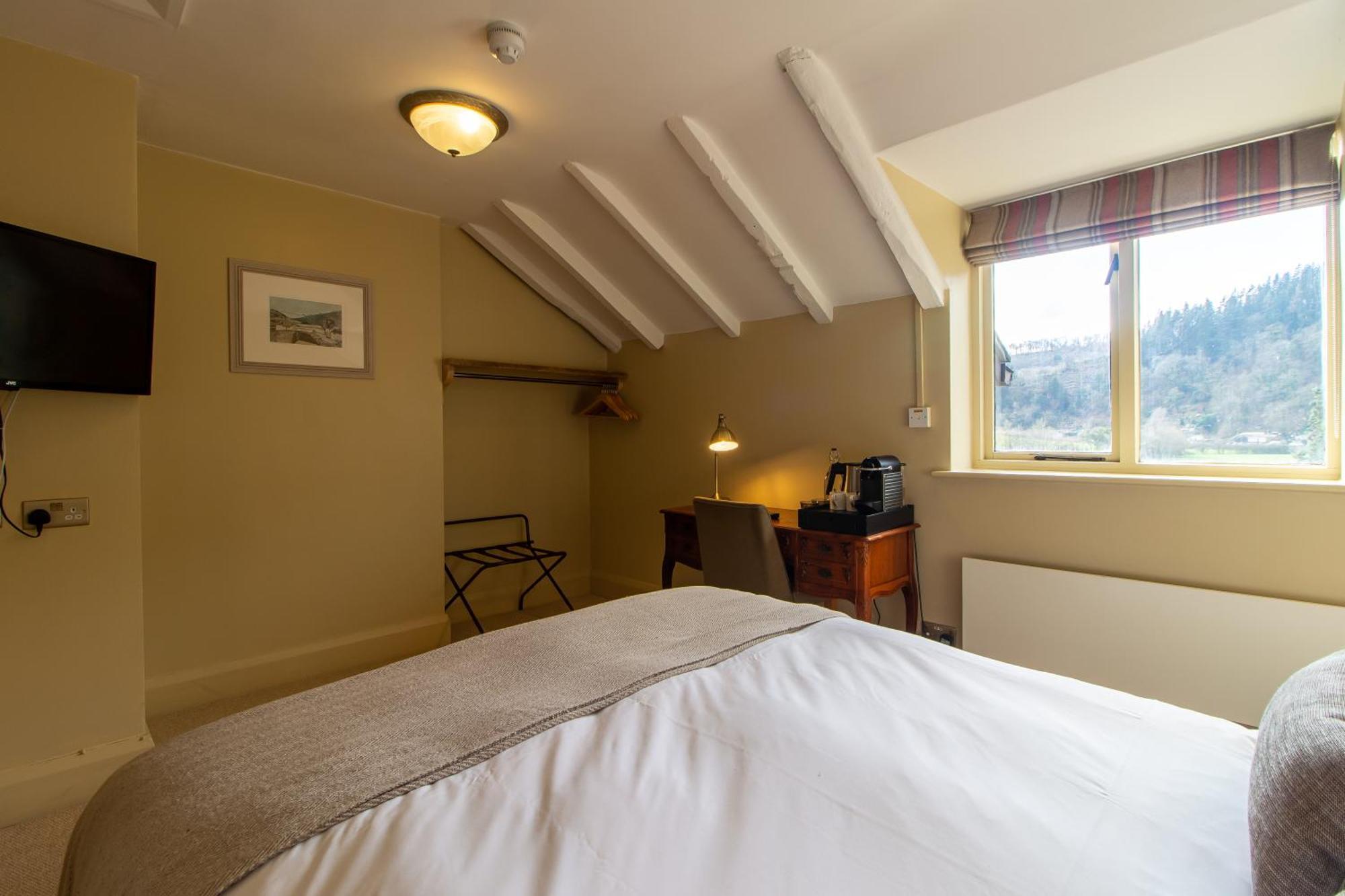 Parva Farmhouse Riverside Guesthouse Tintern Szoba fotó